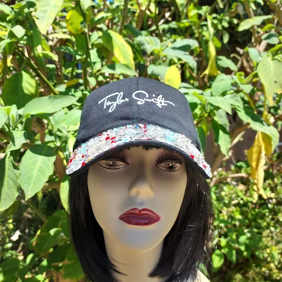 Taylor Swift Swarovski crystal bling hat - Picture 8 of 12